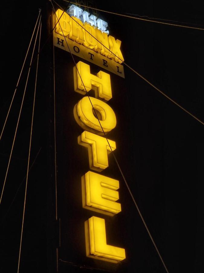 The Bronx Hotel 拉塔昆加 外观 照片